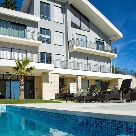 Rita Pool & * Mascalucia