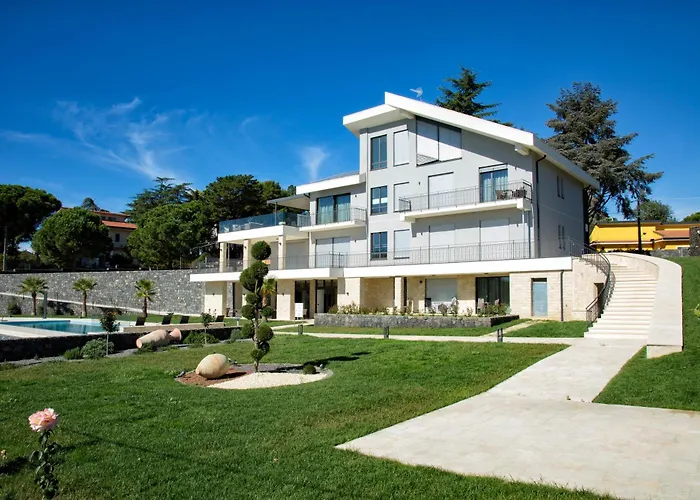 Rita Pool & Bed & Breakfast *