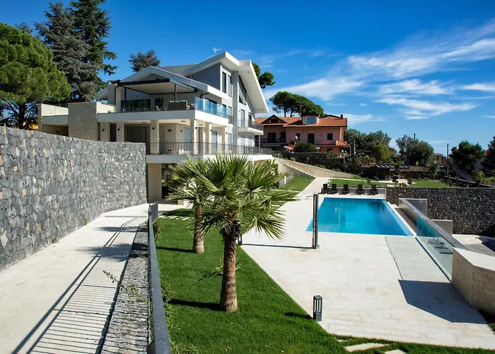 Rita Pool & Bed and breakfast