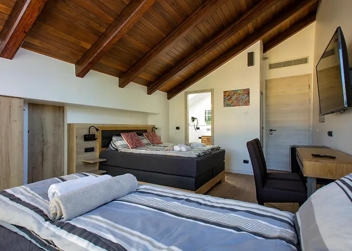 Rita Pool & Bed and breakfast